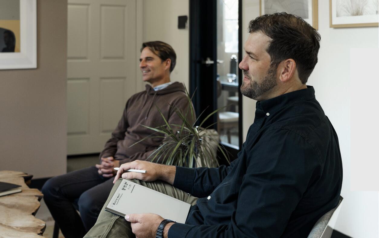 Kendall coaching a client